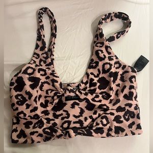 Brand new condition beach riot sports bra
